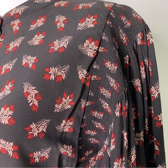 FRAME Women's Black Silk Long Sleeve Floral Button Down Blouse Size Small - Picture 4 of 8